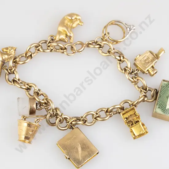 Heavy 9ct Fancy Trace Link Charm Bracelet
