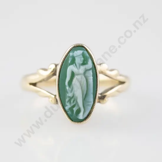 Edwardian 9ct Chrysoprase Cameo Ring