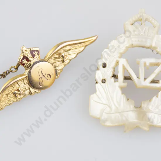 WWI 12ct NZ Flying Corp Brooch and other