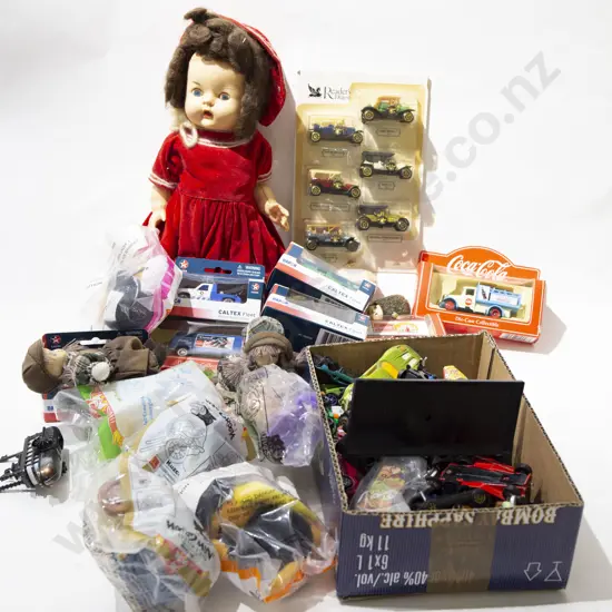 Qty of Die Cast Vehicles and Mixed Toys