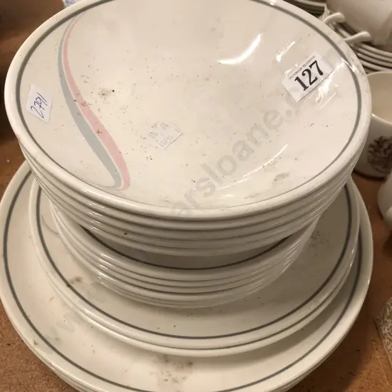 Qty of Crown Lynn Dinnerware