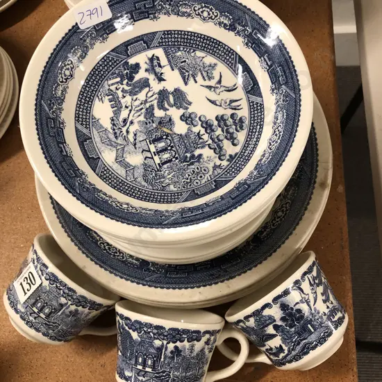 Qty of Willow Pattern China