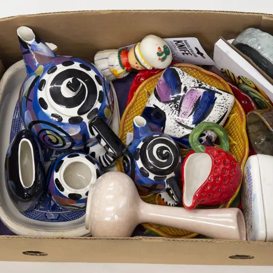 Two Boxes Asst Decorative China / Ceramics / Pottery & Kitchenalia