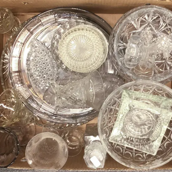 Qty of Assorted Crystal and Glassware Including Fruit Bowls