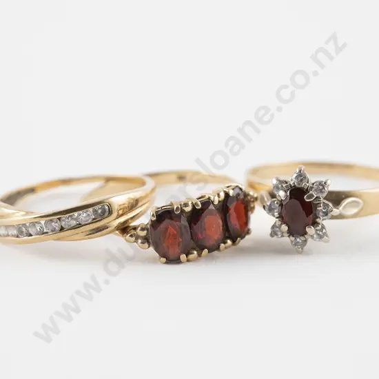 9ct Three Rings