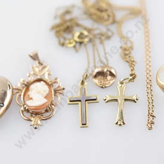 Assorted 9ct Gold Jewellery