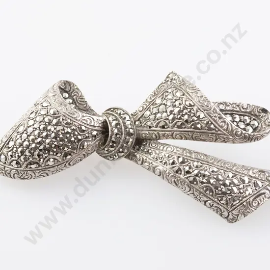Large German S/S & Marcasite Bow Brooch