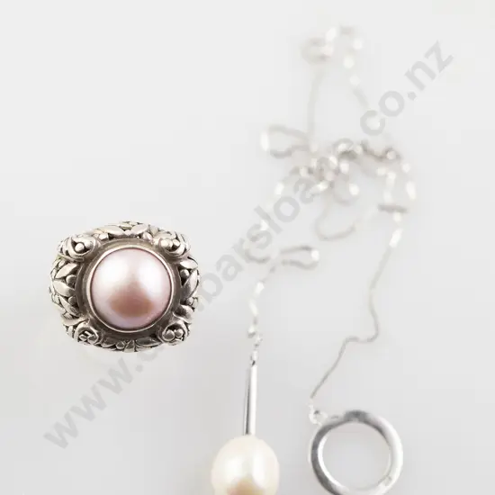 Art Deco Style Pink Mabe Pearl Dress Ring