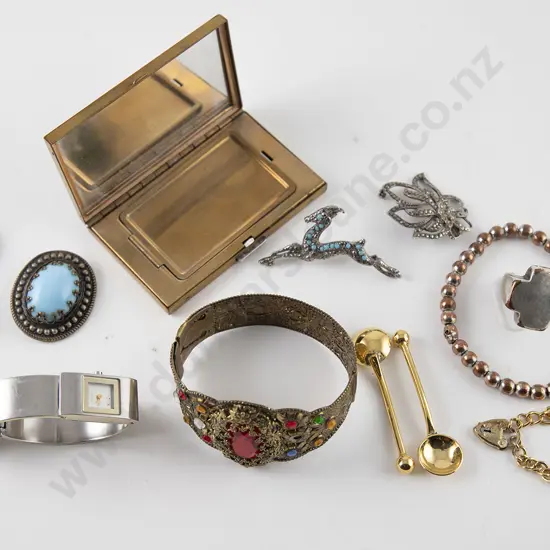 Small Selection Vintage Costume Jewellery