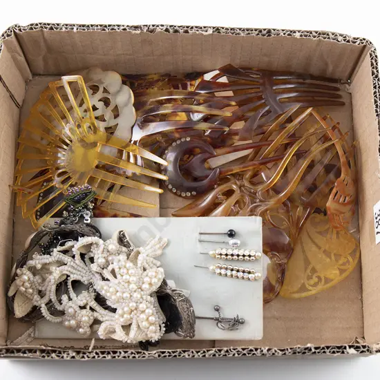 Qty Vintage Imitation Tortoise Shell Hair Combs