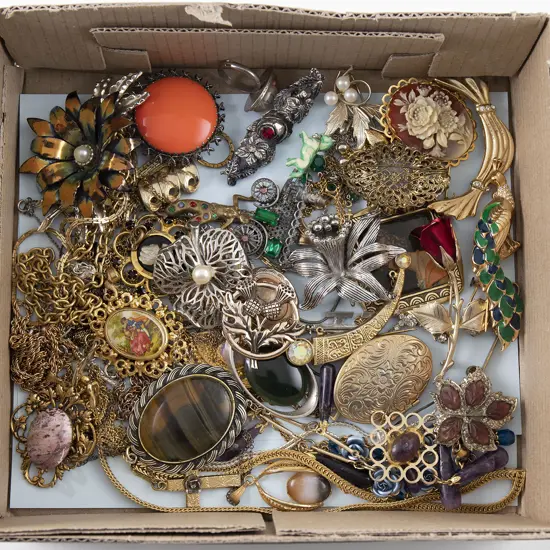 Collection Vintage Costume Jewellery