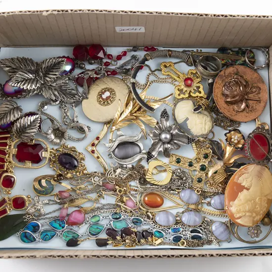 Collection Vintage Costume Jewellery