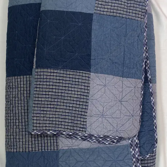 Queen Quilted Bed Cover and Single Pillow Slip