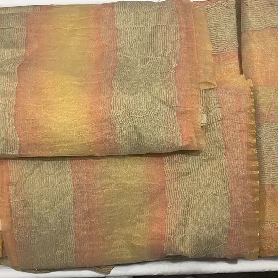 14 Matching Material Pieces