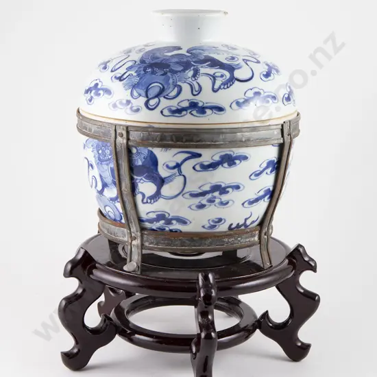 Late C19th Chinese Blue & White Bowl & Cover