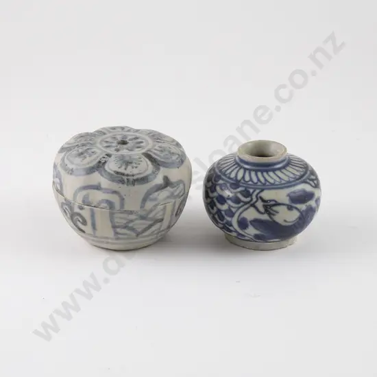 Small Chinese Provincial Ming Blue & White Vase & Lidded Bowl