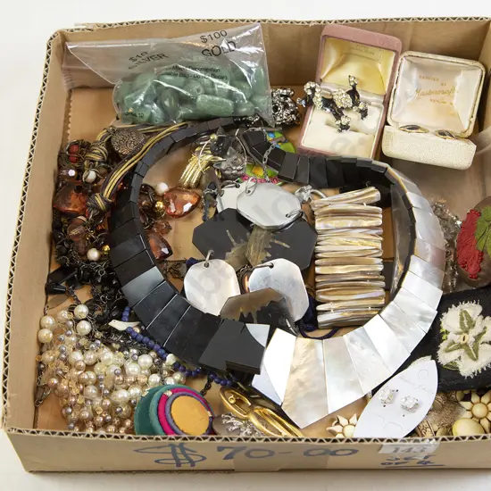 Qty Costume Jewellery