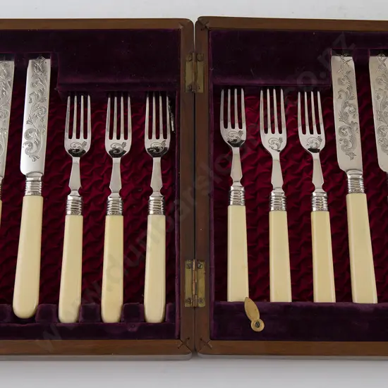 Edw Cased Six Dessert Knives & Forks