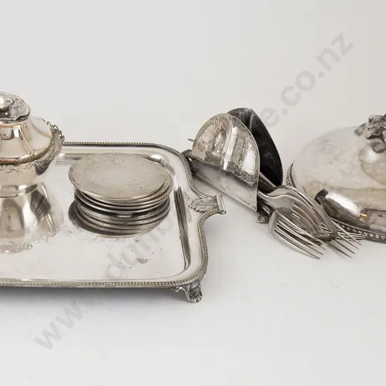 Small Group Of Mixed S/P Items