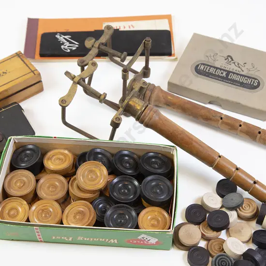 Selection of Draught Sets