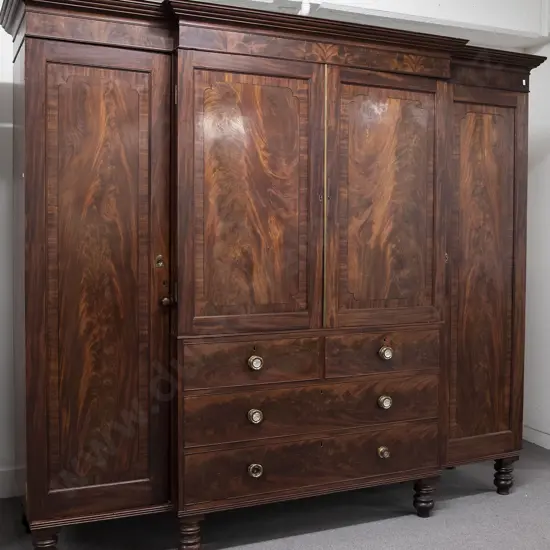 WMIV Mahogany Linen Press Wardrobe