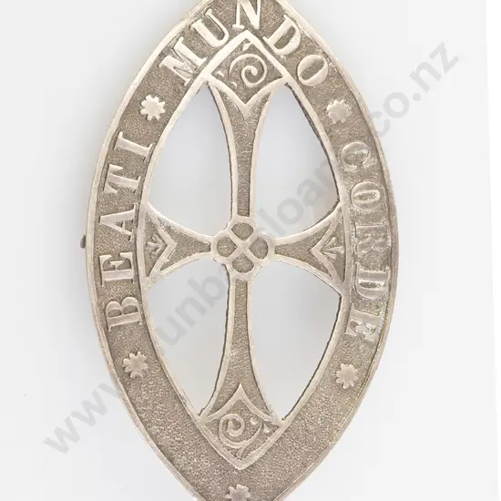 NZ Silver St Margaret's College Christchurch Badge