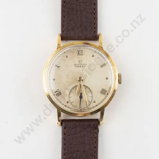 C1947 9ct Cased Omega Chronometre Gents Wrist Watch