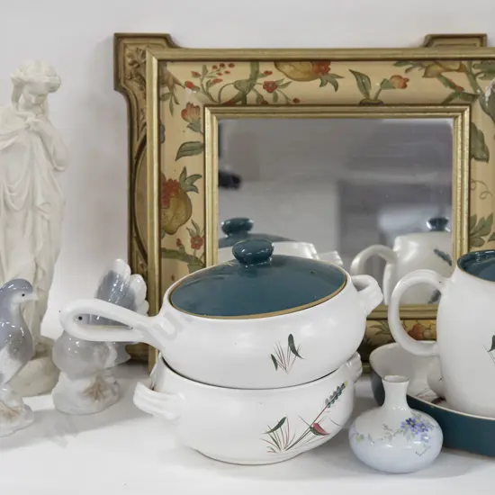 Box With Denby Crockery