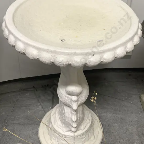 Painted Sea Horse Pedestal Bird Bath