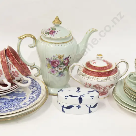 Box of Assorted Fancy Tea China