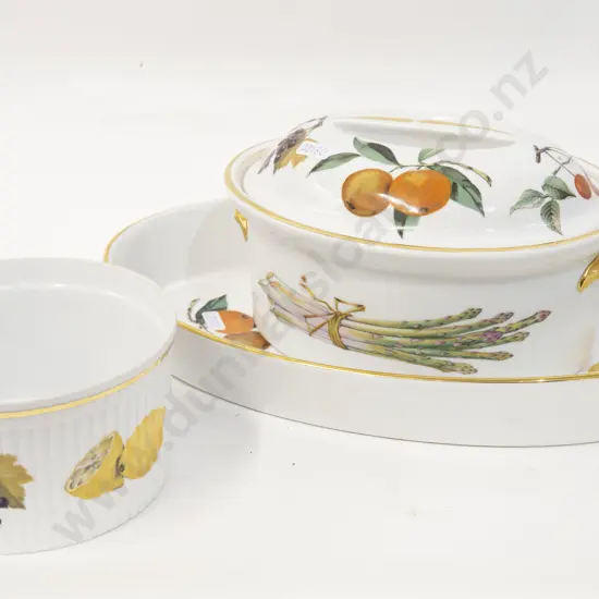 Three Royal Worcester Fruit-Decorated Serving Dishes