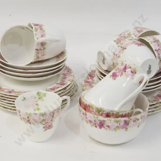 RD Floral Decorated Part Tea Service
