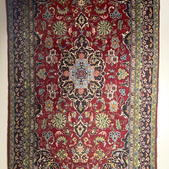 Fine Quality Part Silk Persian Rug