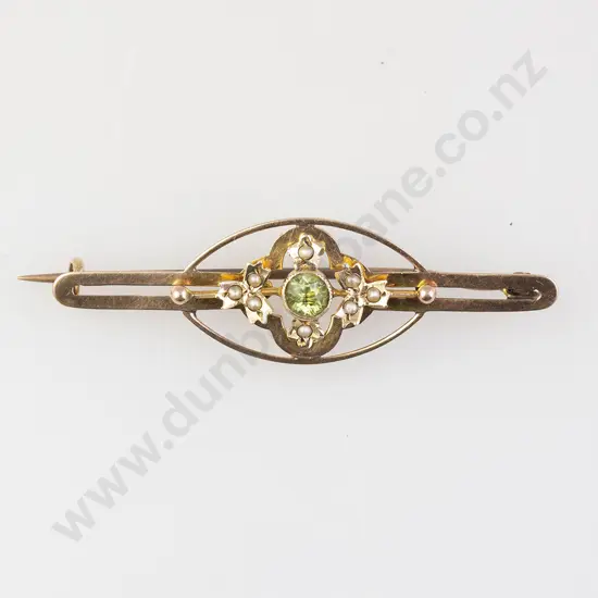 Edwardian 9ct Glass Doublet and Seed Pearl Bar Brooch