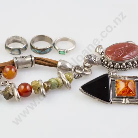 S/S and Carnelian Turtle Pendant