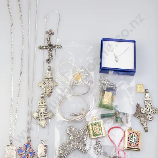 Collection Various Religions Jewellery