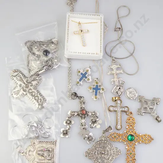 Collection Various Religions Jewellery