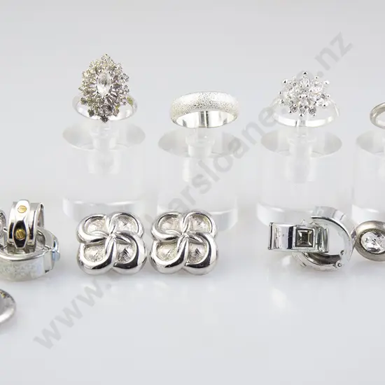 Various Silver and Metal Mounted Crystal Jewellery