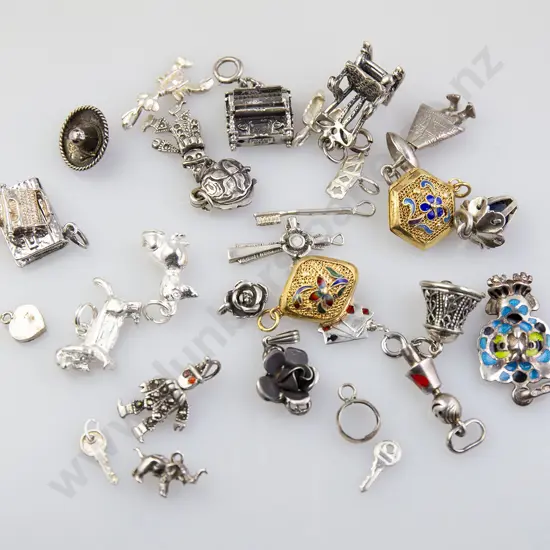 Collection Mainly SIlver Charms