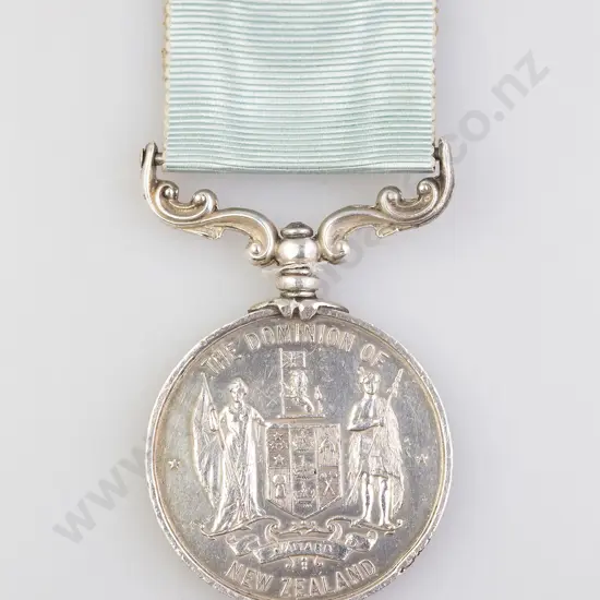 Medal Awarded by the Citizens of Auckland to the officers and crew of HMS New Zealand