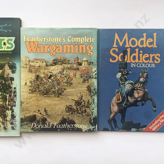 Four Reference Volumes on Collection Model Soldiers