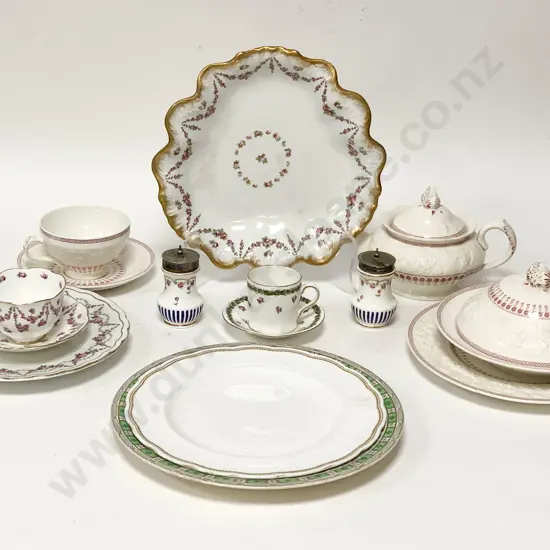 Box of Assorted Fancy Tea China incl. Part Tea Service
