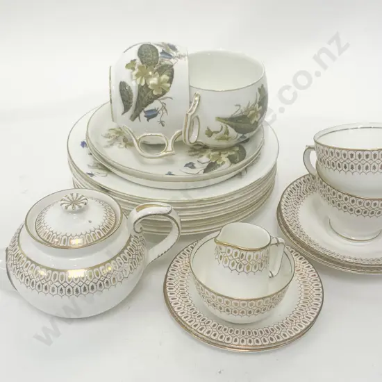 Small Assortment of Fancy China incl. Part Coffee Set