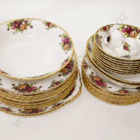 Royal Albert "Old Country Roses" Part Dinner Set