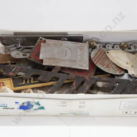 Quantity of Assorted Vintage Car Badges etc.