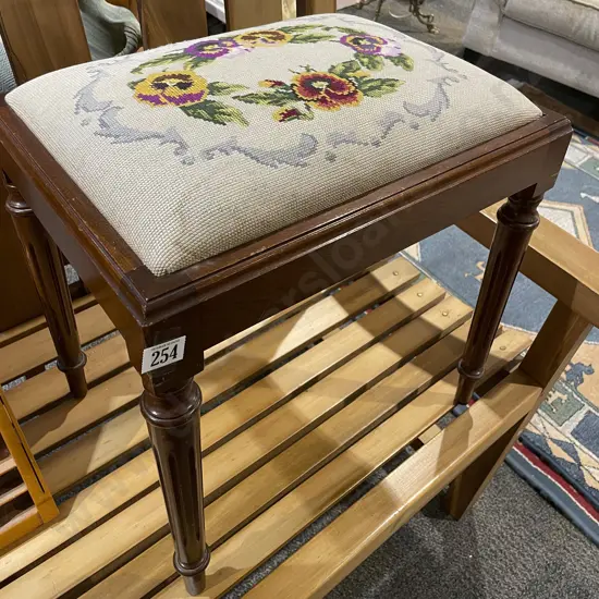 Mahogany Tapestry Top Dressing Stool