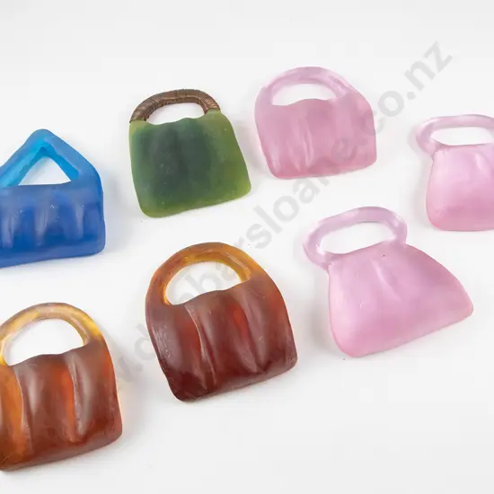 Fiona Richter - 7 Handbags