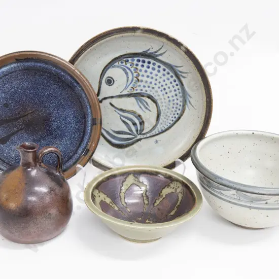 Quantity of Assorted NZ Pottery