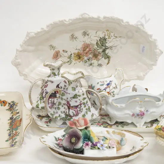 Quantity of Assorted Floral China incl. Aynsley