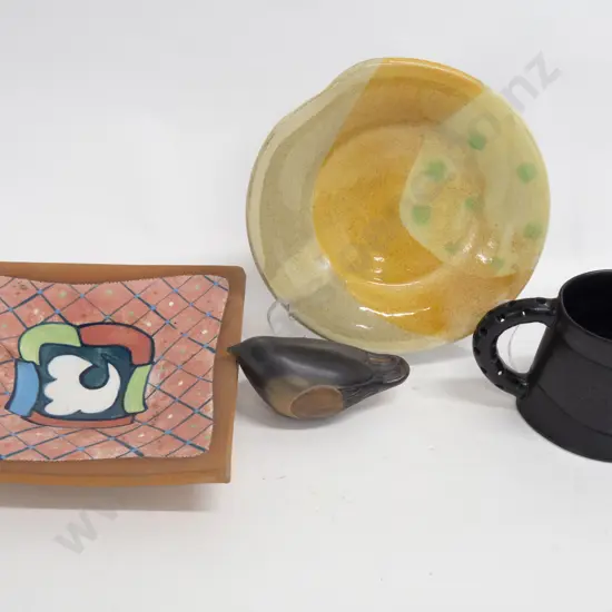 Four Pieces of Assorted Pottery incl. R. Thompson Bird Ornament